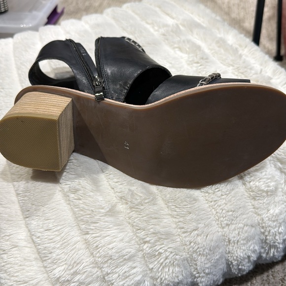 NIB Antelope Leather Wrap Bootie | Black Leather with grey stitching | size 41 - Picture 3 of 7